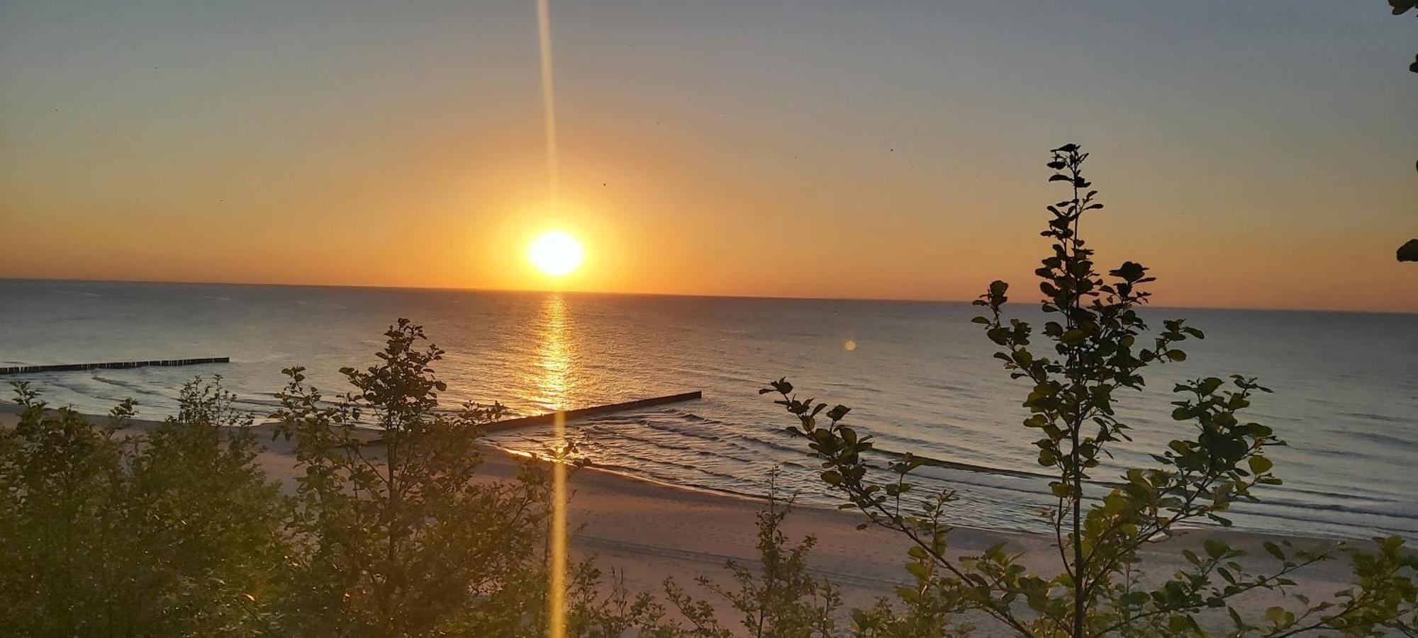 Camping Klif-Nowe Klimatyzowane Domki, 400M Od Centrum Rewala, 30M Od Morza Тженсач Екстериор снимка