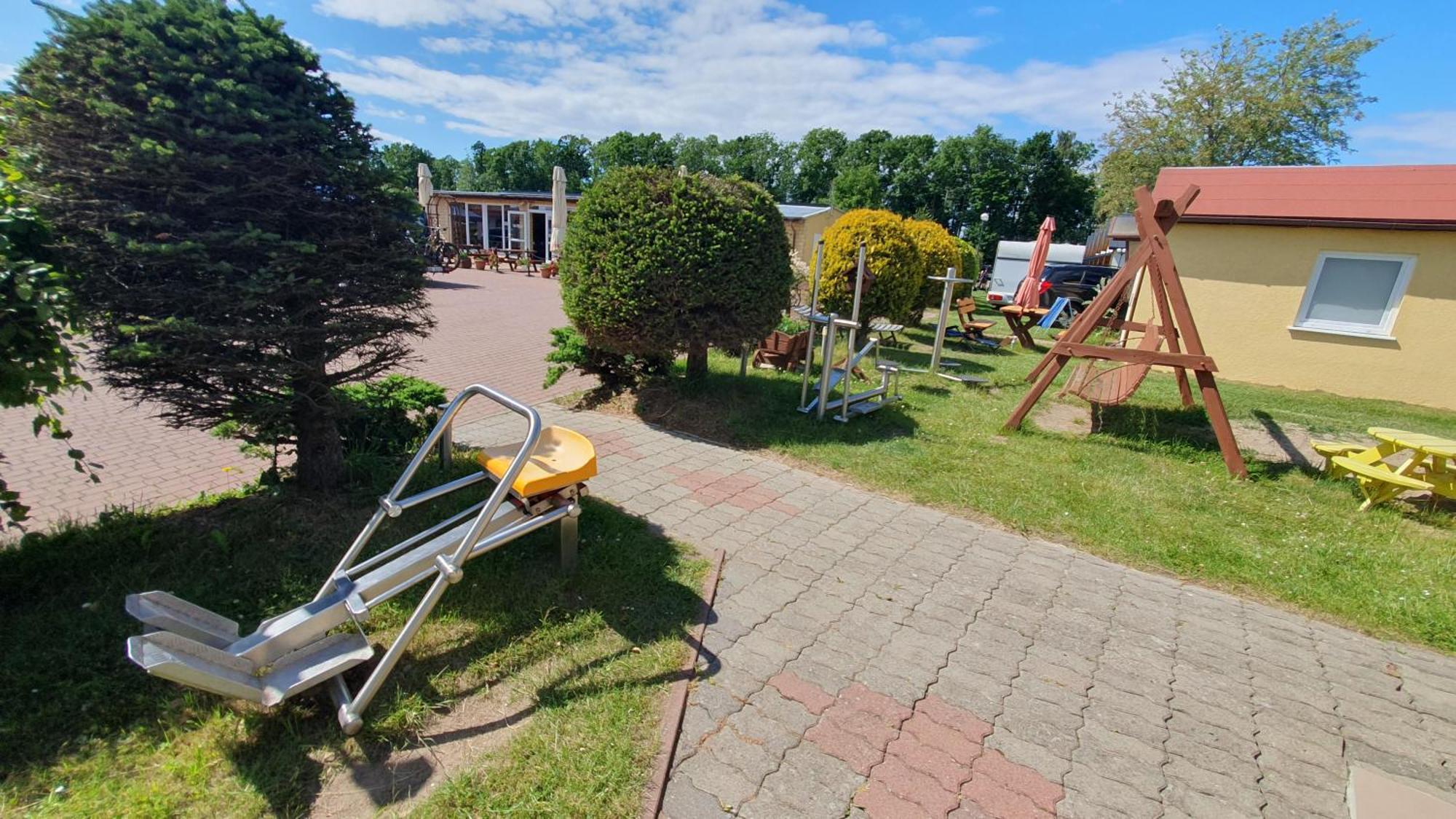 Camping Klif-Nowe Klimatyzowane Domki, 400M Od Centrum Rewala, 30M Od Morza Тженсач Екстериор снимка